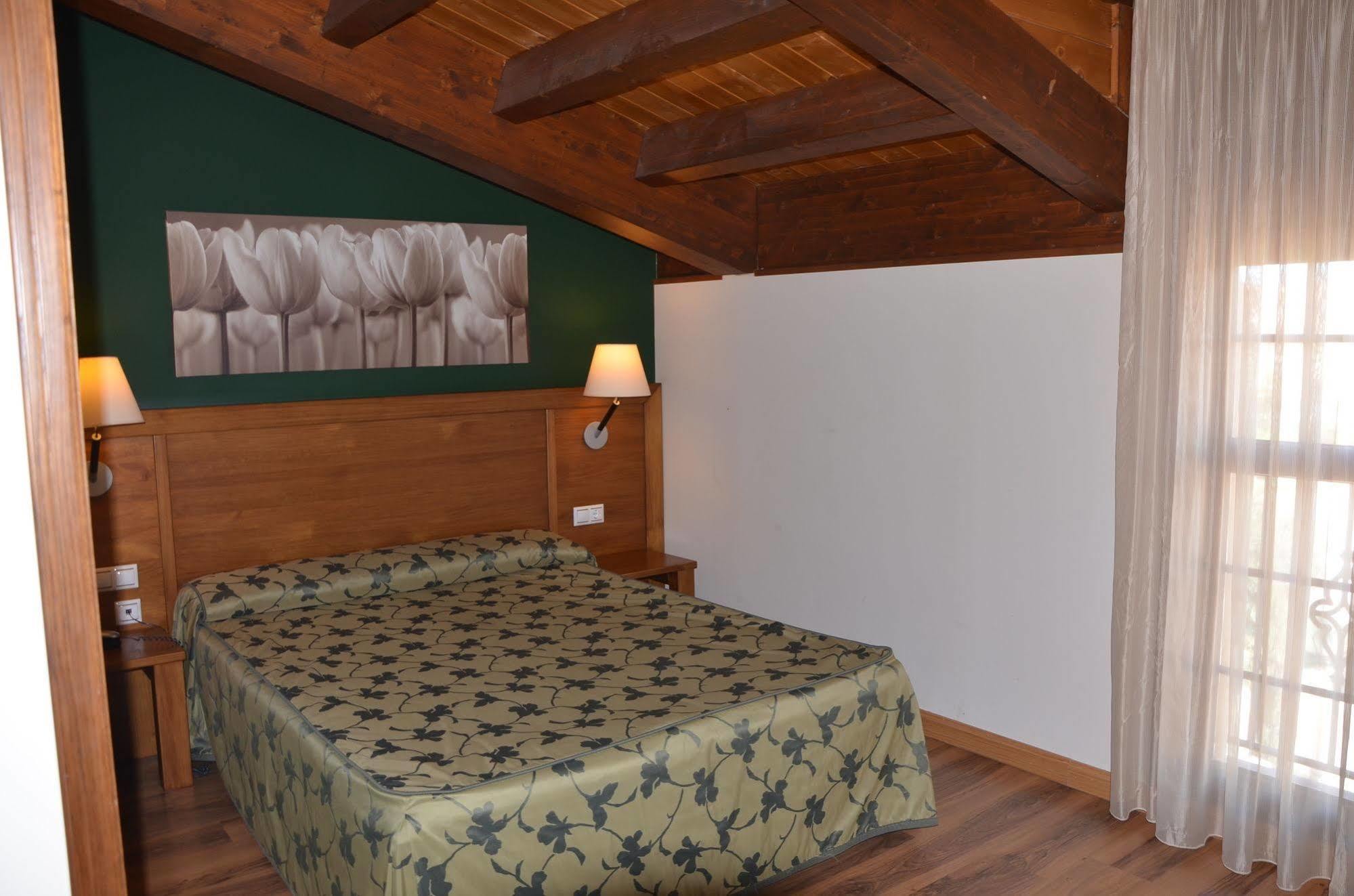 Hotel Milagros Rio Riaza 외부 사진
